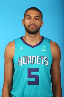 尼古拉斯·巴图姆(Nicolas Batum  )