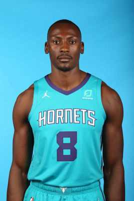 俾斯麦·比永博(Bismack Biyombo  )