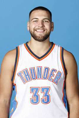 米奇-麦加里(Mitch McGary)